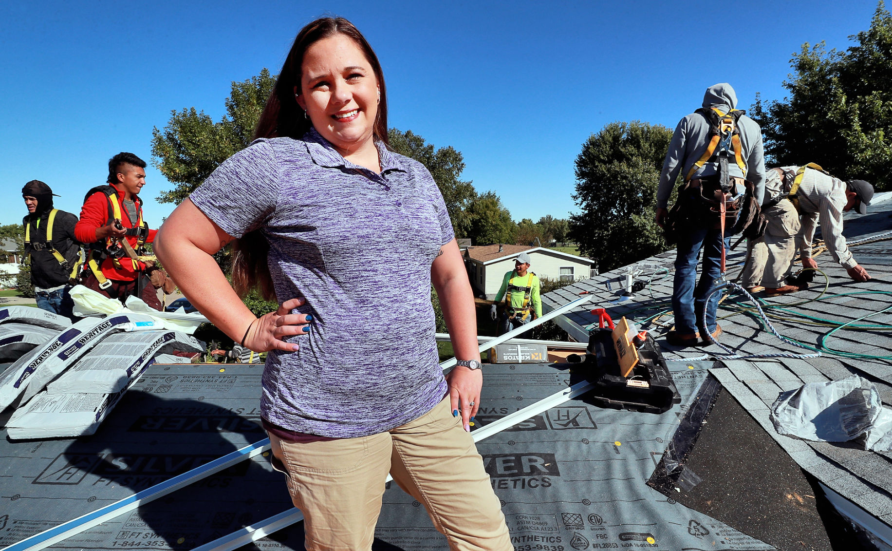 100719_RooferChic001_bjs.JPG